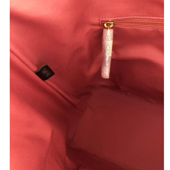 🔥Price drop Coach Gallery Tote in Taffy/Gold and wallet set - Picture 7 of 16